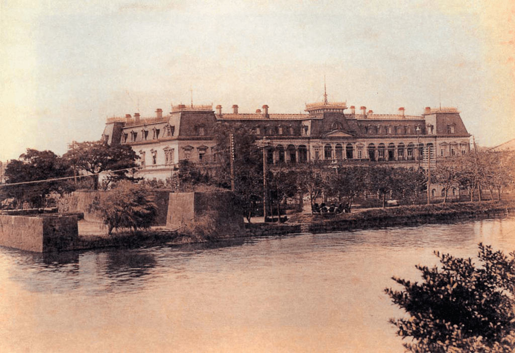 First Imperial Hotel in Tokyo (1890). Designed by Architect Yuzuru Watanabe.